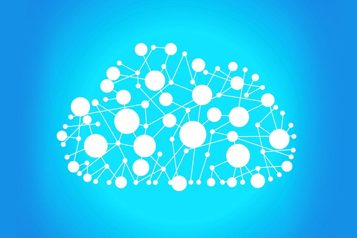 The unpredictability of multiple micro-changes in cloud environments, and why fault tolerance does not mean zero incidents.